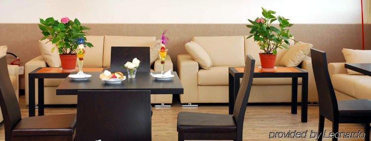 Hotel Sailing Center Malcesine Dalaman gambar